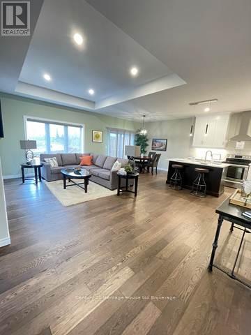 46 MATHESON CRESCENT, East Zorra-Tavistock (Innerkip), Ontario, N0J1M0 — Photo 2