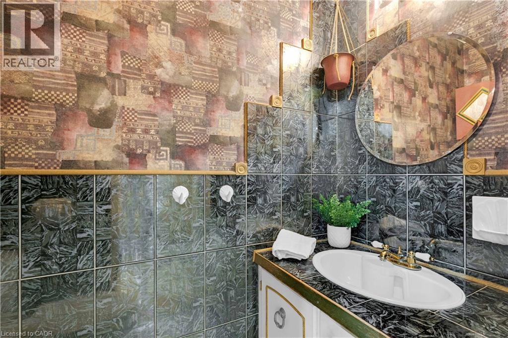 1180 MISSISSAUGA VALLEY Boulevard Unit# 4, Mississauga, Ontario, L5A3M9 — Photo 10