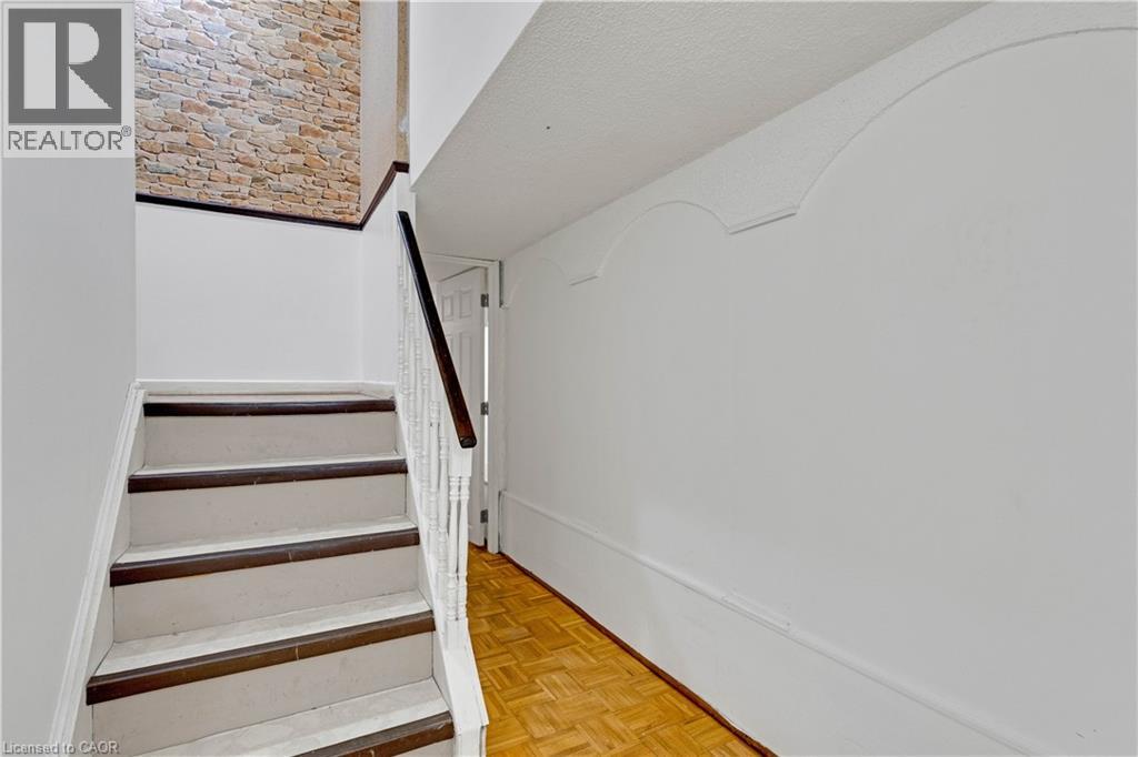 1180 MISSISSAUGA VALLEY Boulevard Unit# 4, Mississauga, Ontario, L5A3M9 — Photo 21