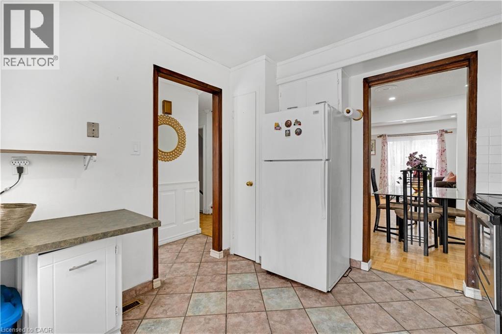 1180 MISSISSAUGA VALLEY Boulevard Unit# 4, Mississauga, Ontario, L5A3M9 — Photo 8