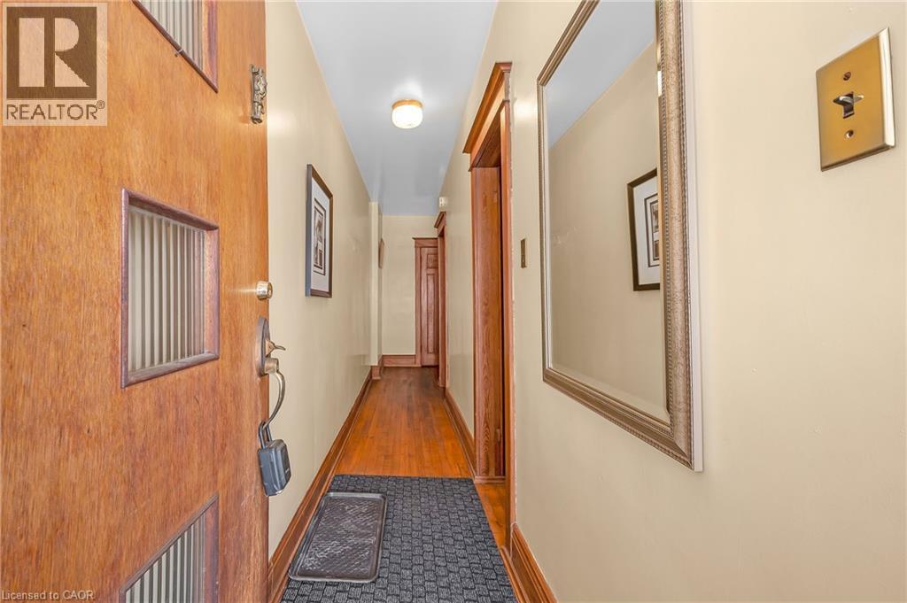 31 1/2 GARSIDE Avenue N, Hamilton, Ontario, L8H4W1 — Photo 8