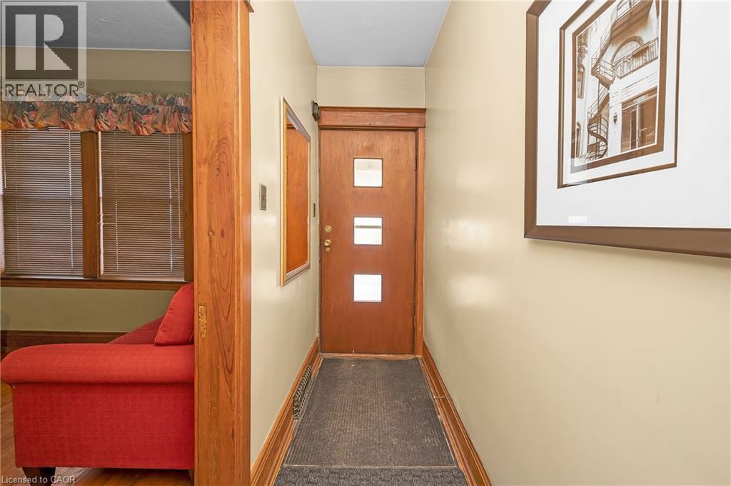 31 1/2 GARSIDE Avenue N, Hamilton, Ontario, L8H4W1 — Photo 9