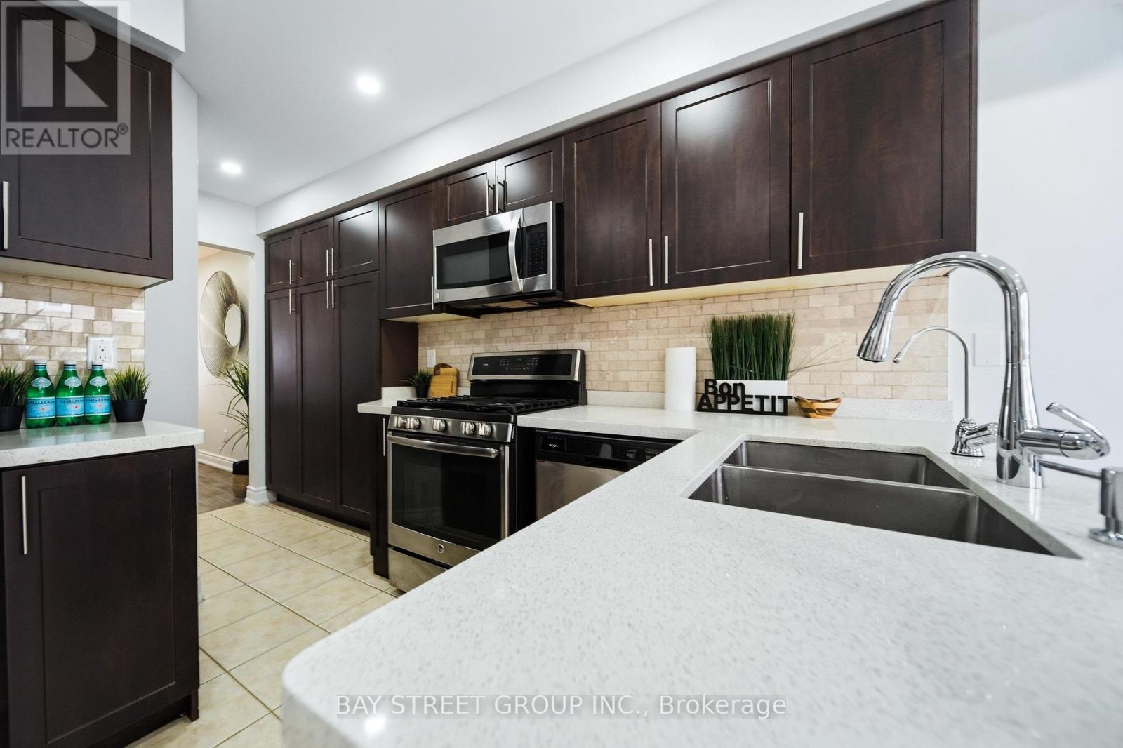 48 HEARTLEAF CRESCENT, Brampton (Fletcher's Meadow), Ontario, L7A2B7 — Photo 19