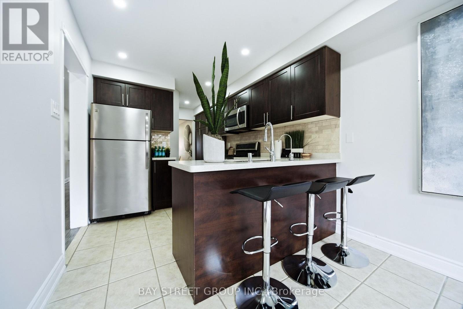 48 HEARTLEAF CRESCENT, Brampton (Fletcher's Meadow), Ontario, L7A2B7 — Photo 33