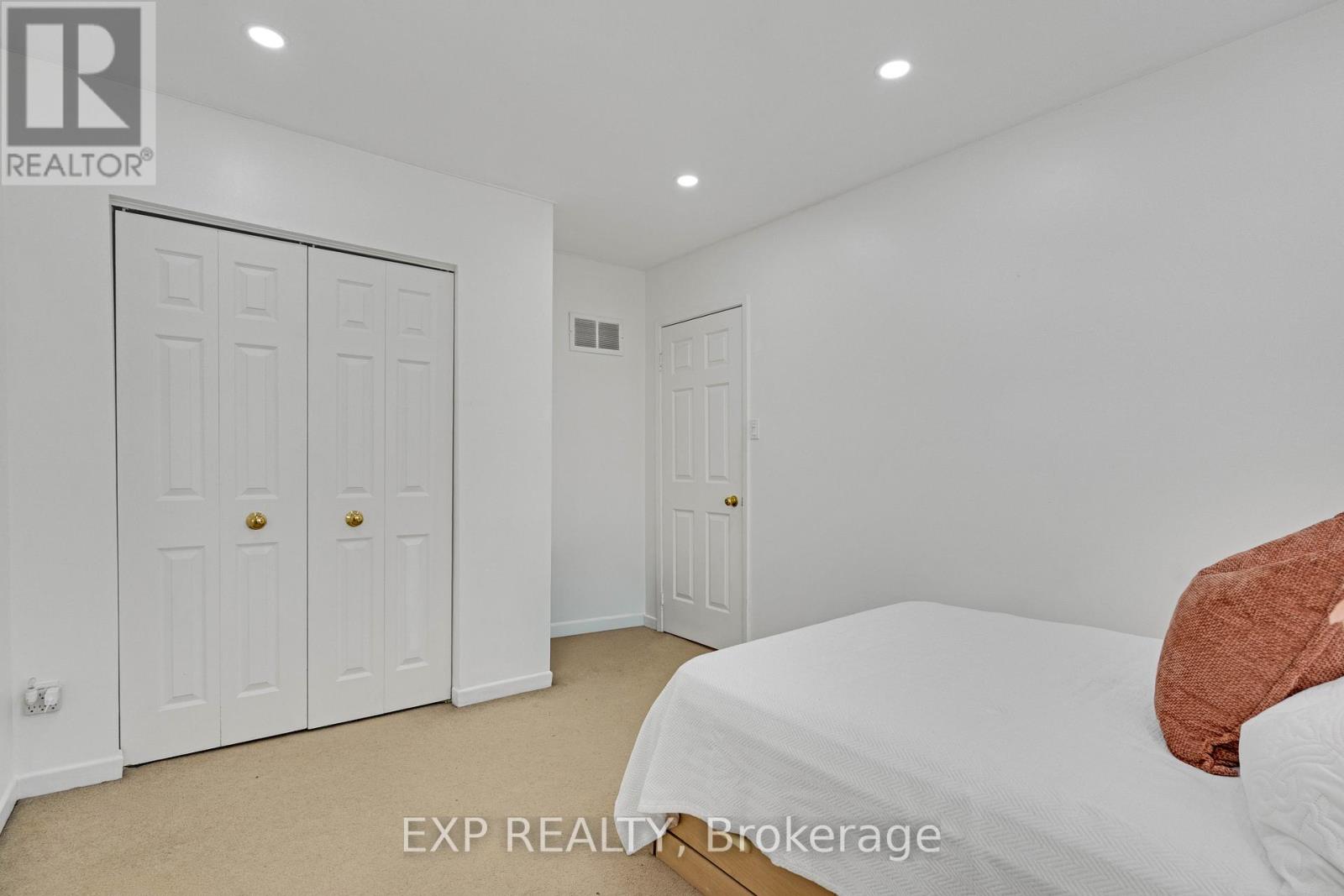 4 - 1180 MISSISSAUGA VALLEY BOULEVARD, Mississauga (Mississauga Valleys), Ontario, L5A3M9 — Photo 17