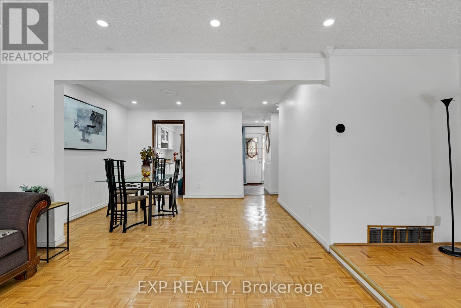 4 - 1180 MISSISSAUGA VALLEY BOULEVARD, Mississauga (Mississauga Valleys), Ontario, L5A3M9 — Photo 6