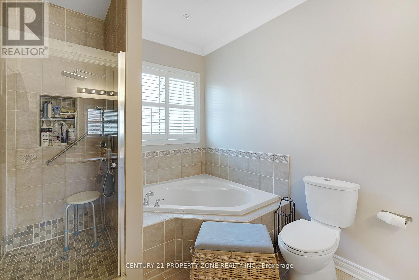 38 CASTLEGATE BOULEVARD, Brampton (Bram East), Ontario, L6P2L3 — Photo 15