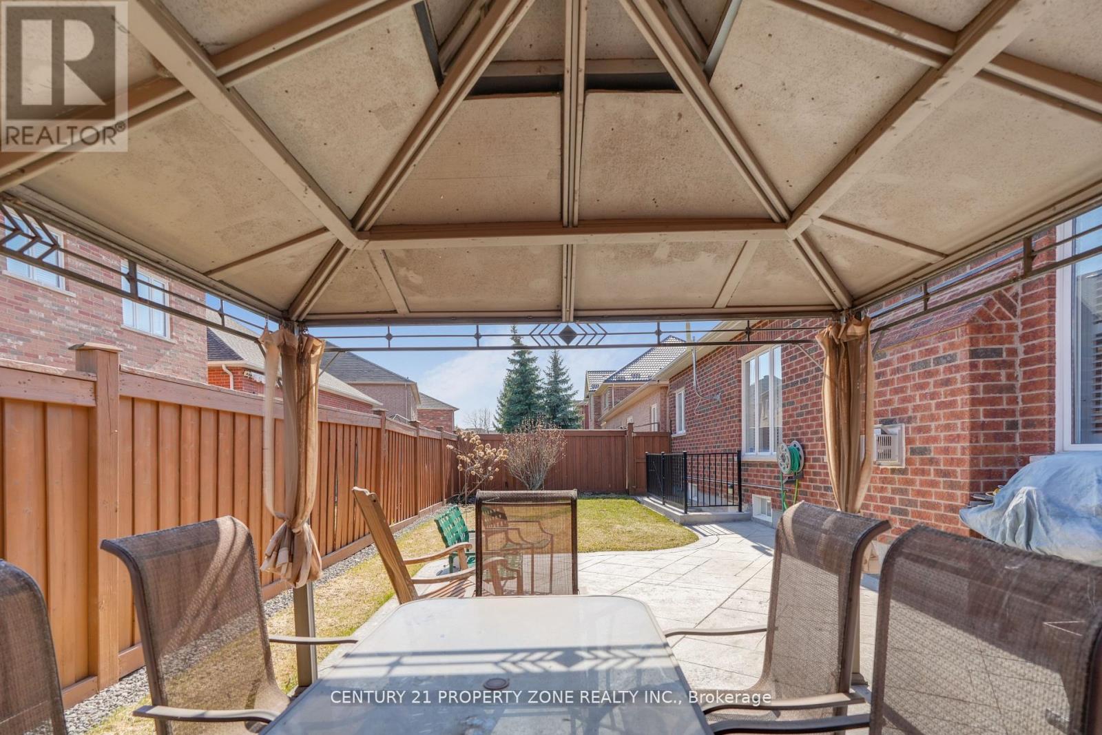 38 CASTLEGATE BOULEVARD, Brampton (Bram East), Ontario, L6P2L3 — Photo 31