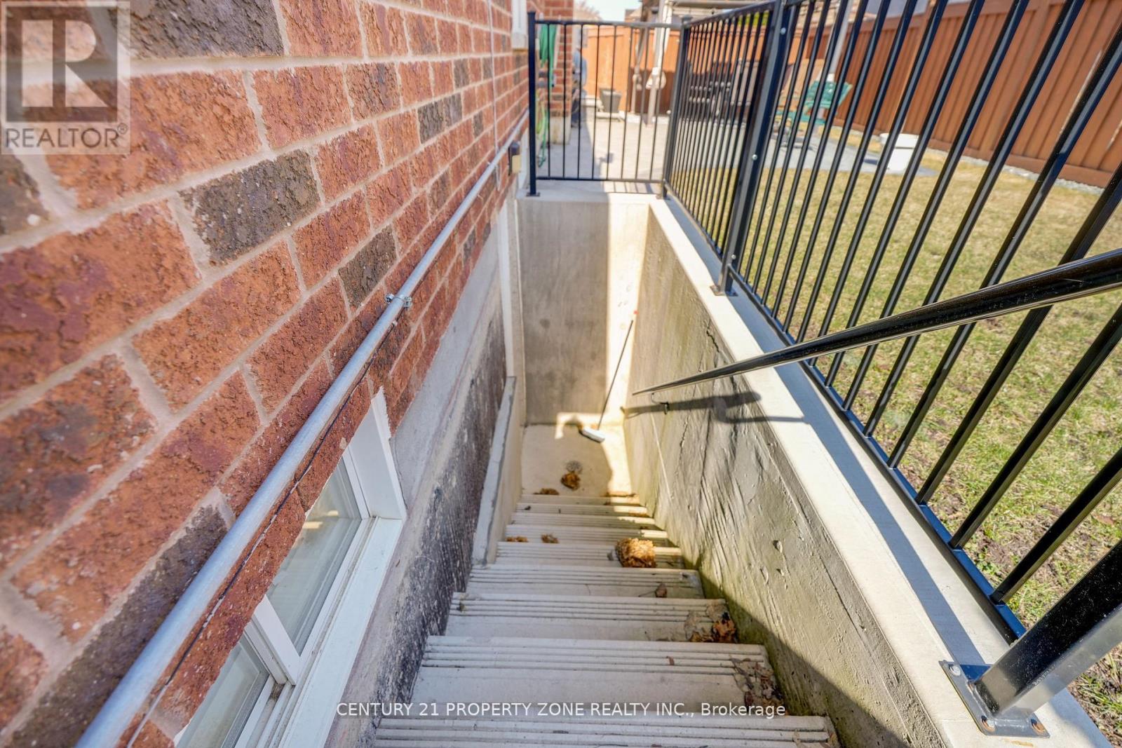 38 CASTLEGATE BOULEVARD, Brampton (Bram East), Ontario, L6P2L3 — Photo 32