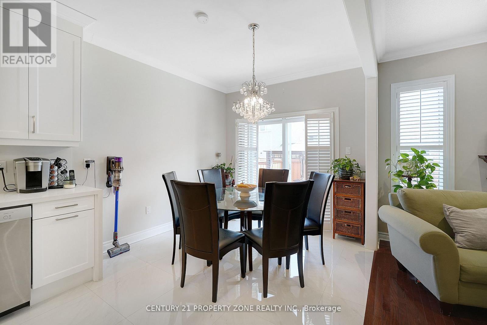 38 CASTLEGATE BOULEVARD, Brampton (Bram East), Ontario, L6P2L3 — Photo 9