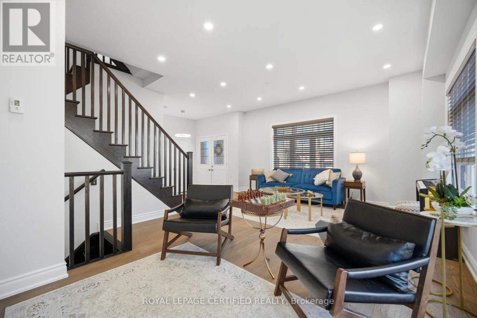 75 BORERS CREEK CIRCLE, Hamilton (Waterdown), Ontario, L8B1W3 — Photo 12