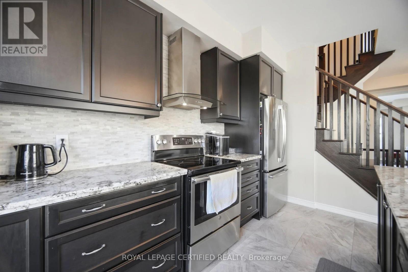 75 BORERS CREEK CIRCLE, Hamilton (Waterdown), Ontario, L8B1W3 — Photo 33