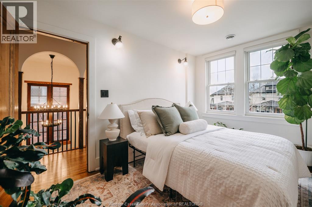 381 MOY AVENUE, Windsor, Ontario, N9A2N1 — Photo 19