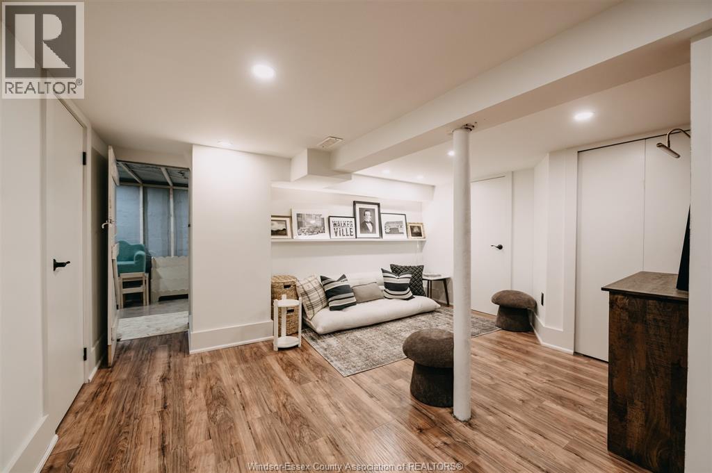 381 MOY AVENUE, Windsor, Ontario, N9A2N1 — Photo 36