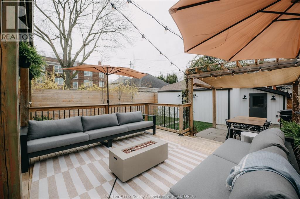 381 MOY AVENUE, Windsor, Ontario, N9A2N1 — Photo 40