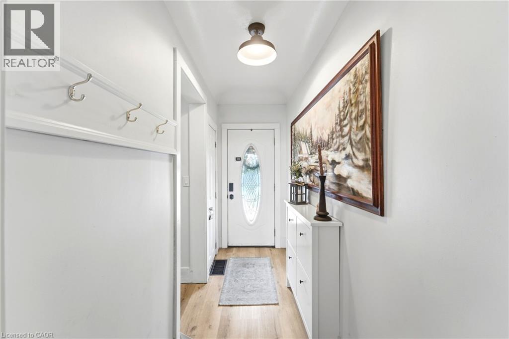 82 CLINTON Street, Hamilton, Ontario, L8L3K2 — Photo 4