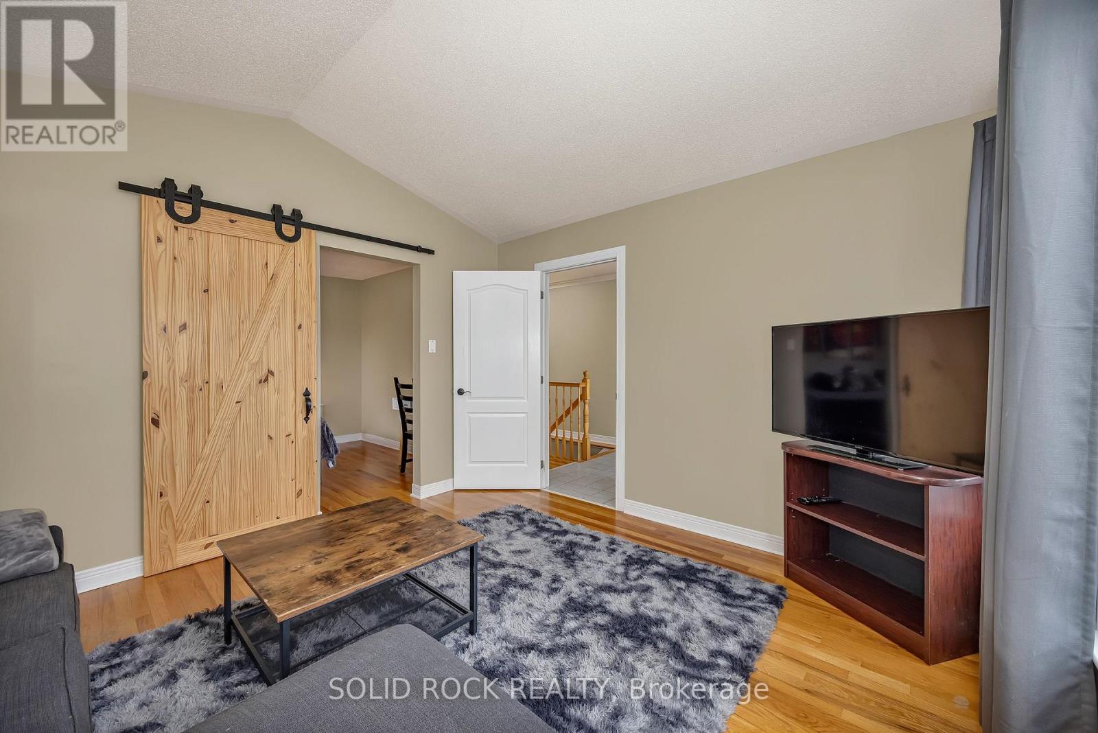 2 NEWBOROUGH CRESCENT, Ottawa, Ontario, K2G6A2 — Photo 14
