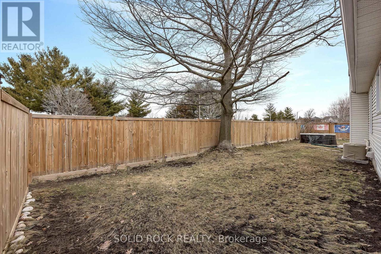 2 NEWBOROUGH CRESCENT, Ottawa, Ontario, K2G6A2 — Photo 26