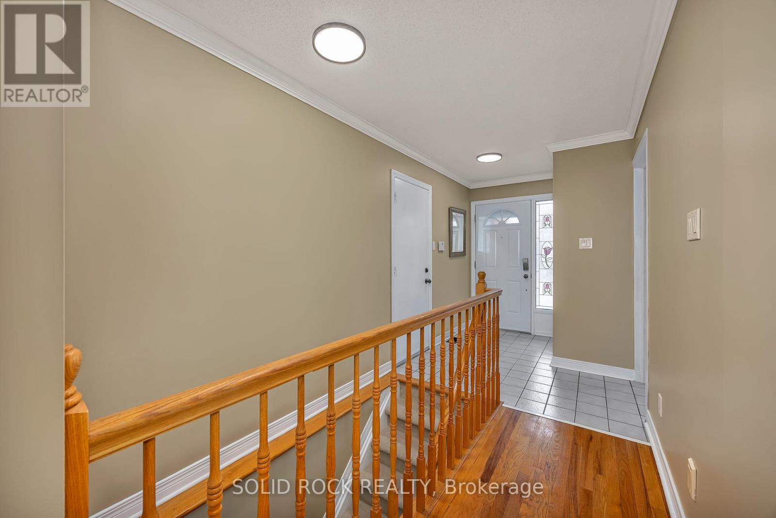 2 NEWBOROUGH CRESCENT, Ottawa, Ontario, K2G6A2 — Photo 4