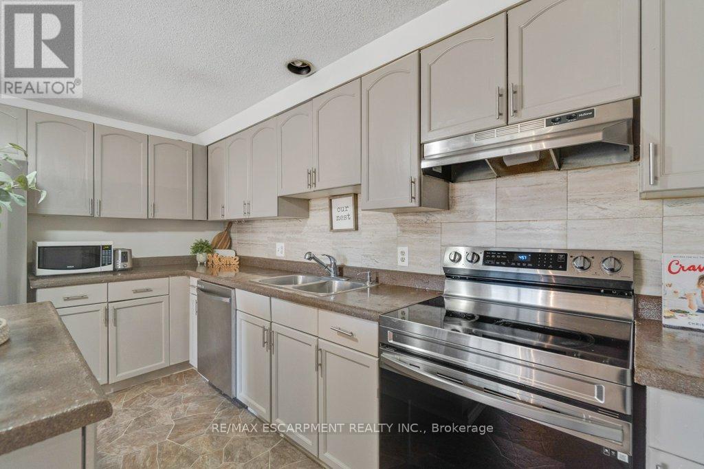 28 KATHLEEN STREET, Brant (Paris), Ontario, N3L3X8 — Photo 10