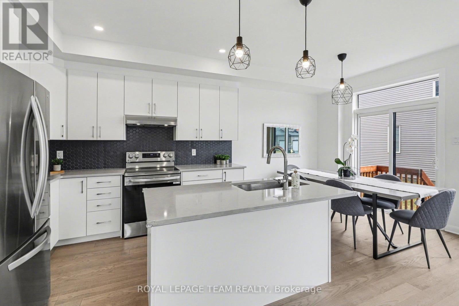 338 ESTABLISH AVENUE, Ottawa, Ontario, K4A5R9 — Photo 9