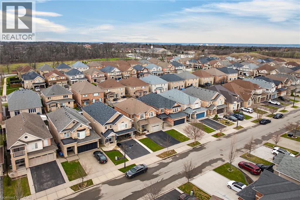 44 MATTEO Trail, Hamilton, Ontario, L9B0E6 — Photo 5