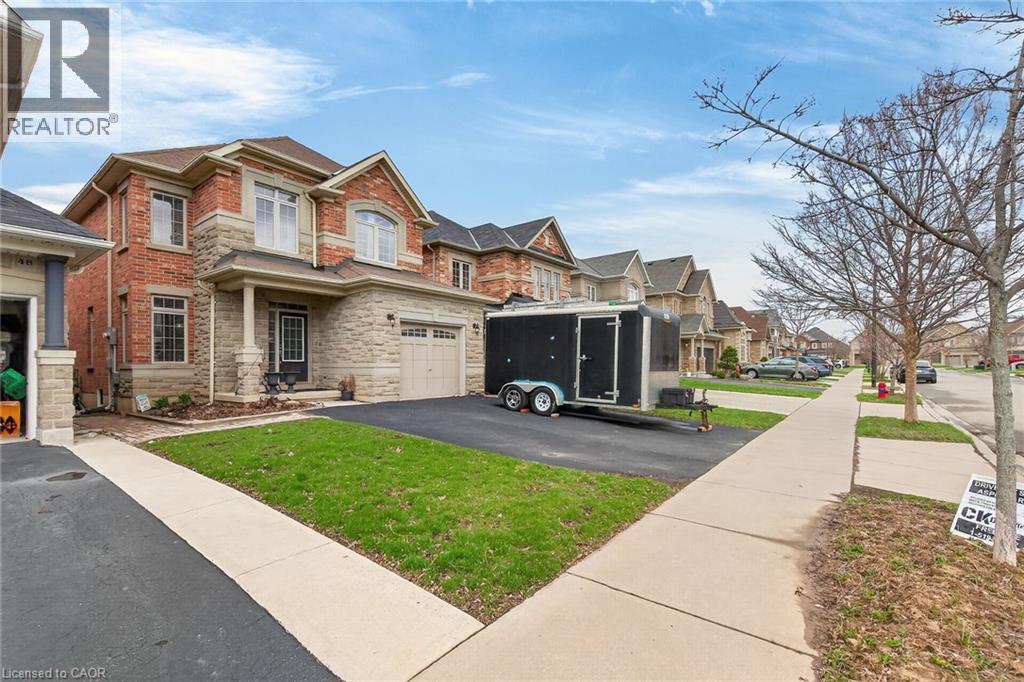 44 MATTEO Trail, Hamilton, Ontario, L9B0E6 — Photo 6