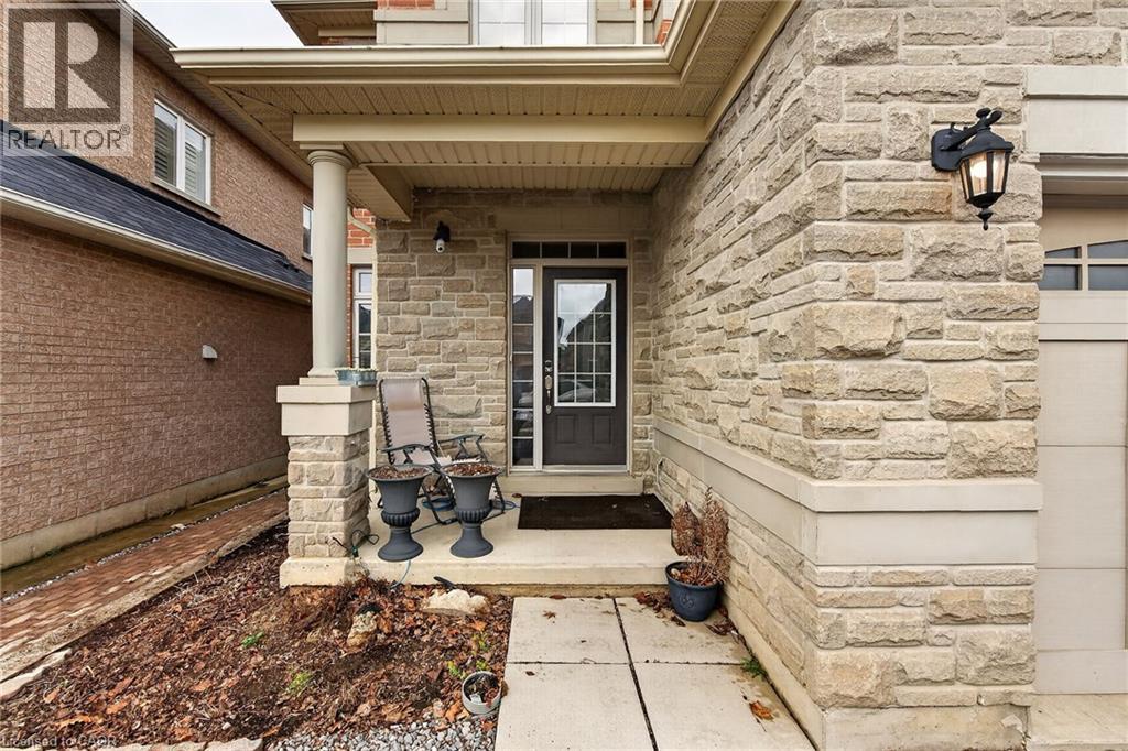 44 MATTEO Trail, Hamilton, Ontario, L9B0E6 — Photo 8
