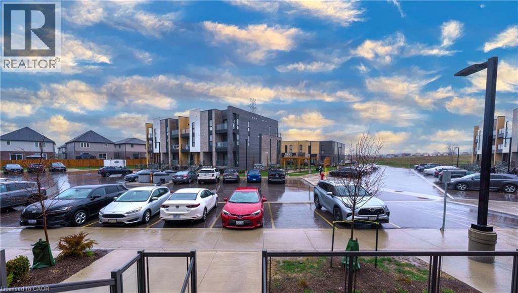 261 WOODBINE Avenue Unit# 48, Kitchener, Ontario, N2R0S7 — Photo 3