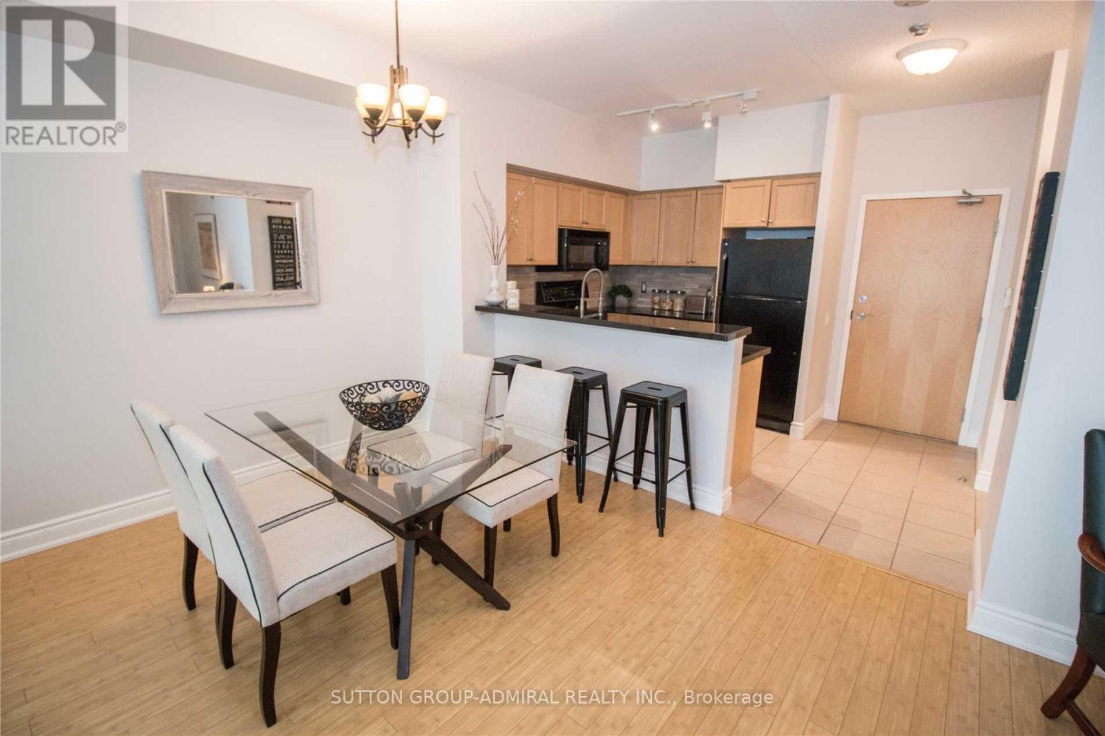 410 - 5 MARINE PARADE DRIVE, Toronto (Mimico), Ontario, M8V4B4 — Photo 4