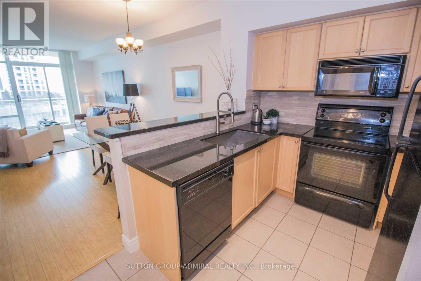 410 - 5 MARINE PARADE DRIVE, Toronto (Mimico), Ontario, M8V4B4 — Photo 5