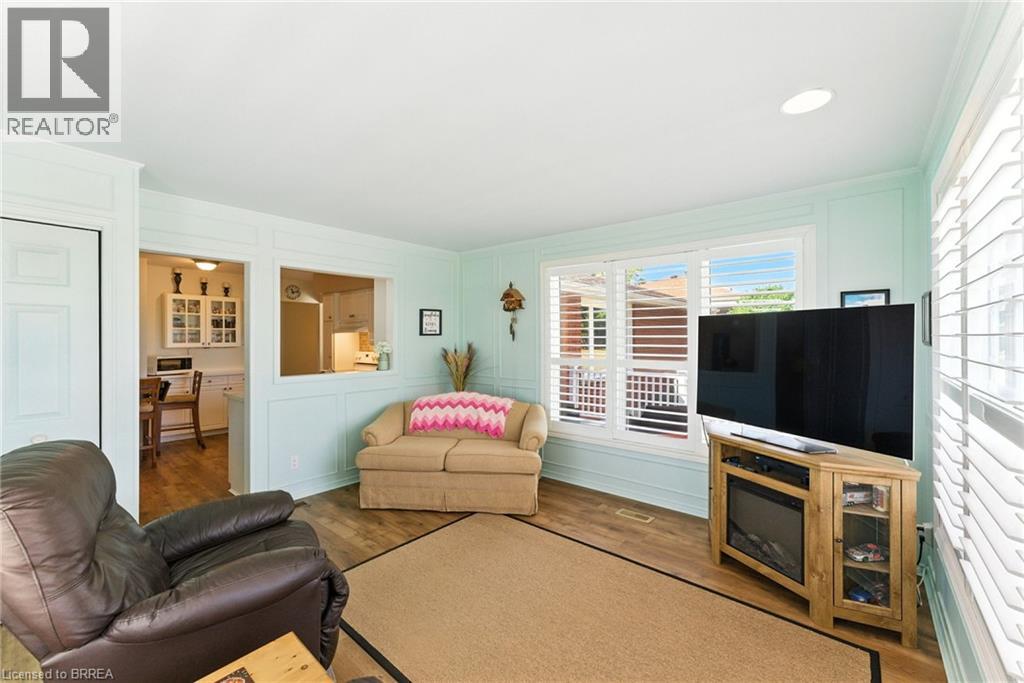 207 ROBINSON Road, Brantford, Ontario, N3T5L7 — Photo 24