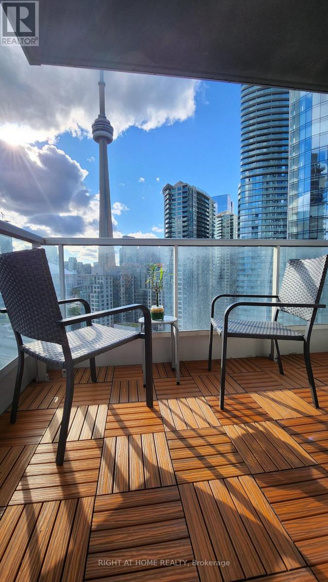 1912 - 8 YORK STREET, Toronto (Waterfront Communities), Ontario, M5J2Y2 — Photo 13