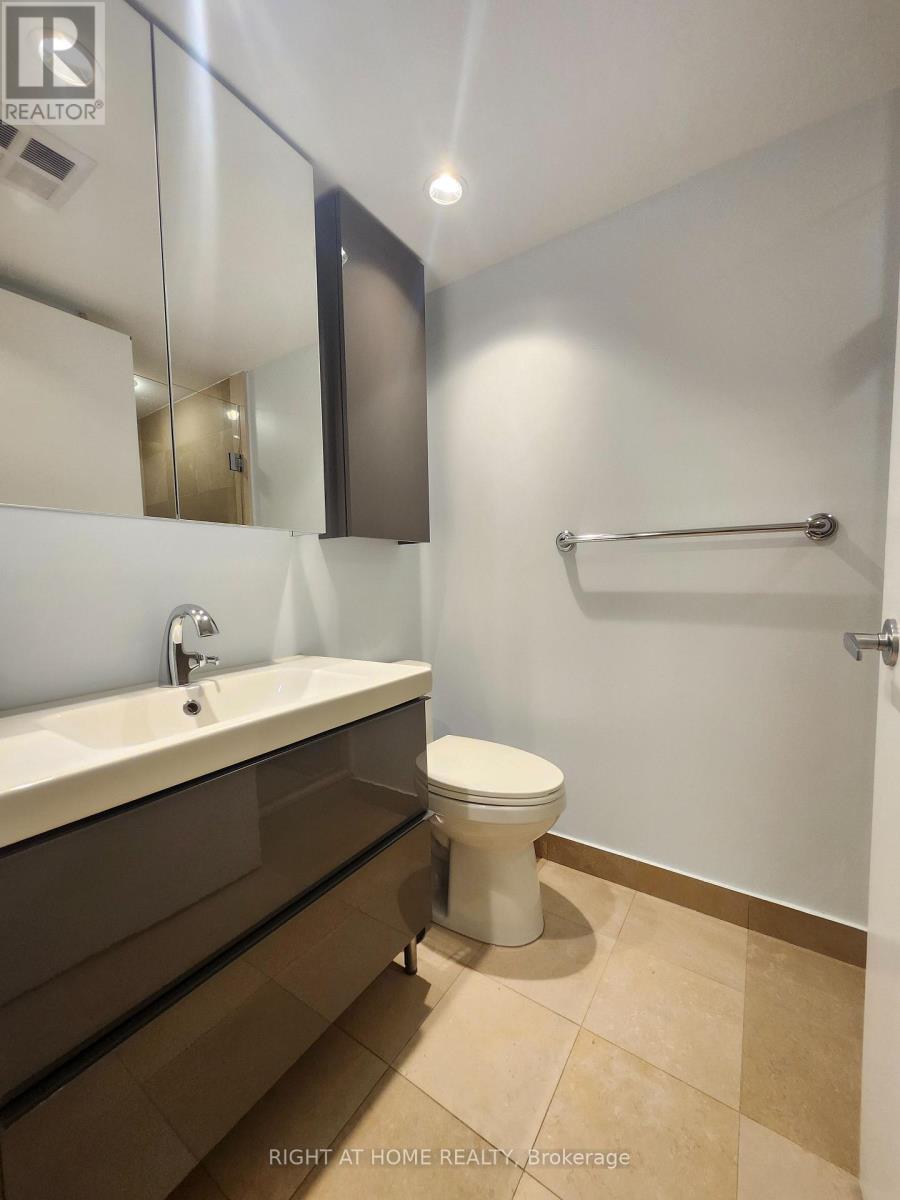 1912 - 8 YORK STREET, Toronto (Waterfront Communities), Ontario, M5J2Y2 — Photo 21