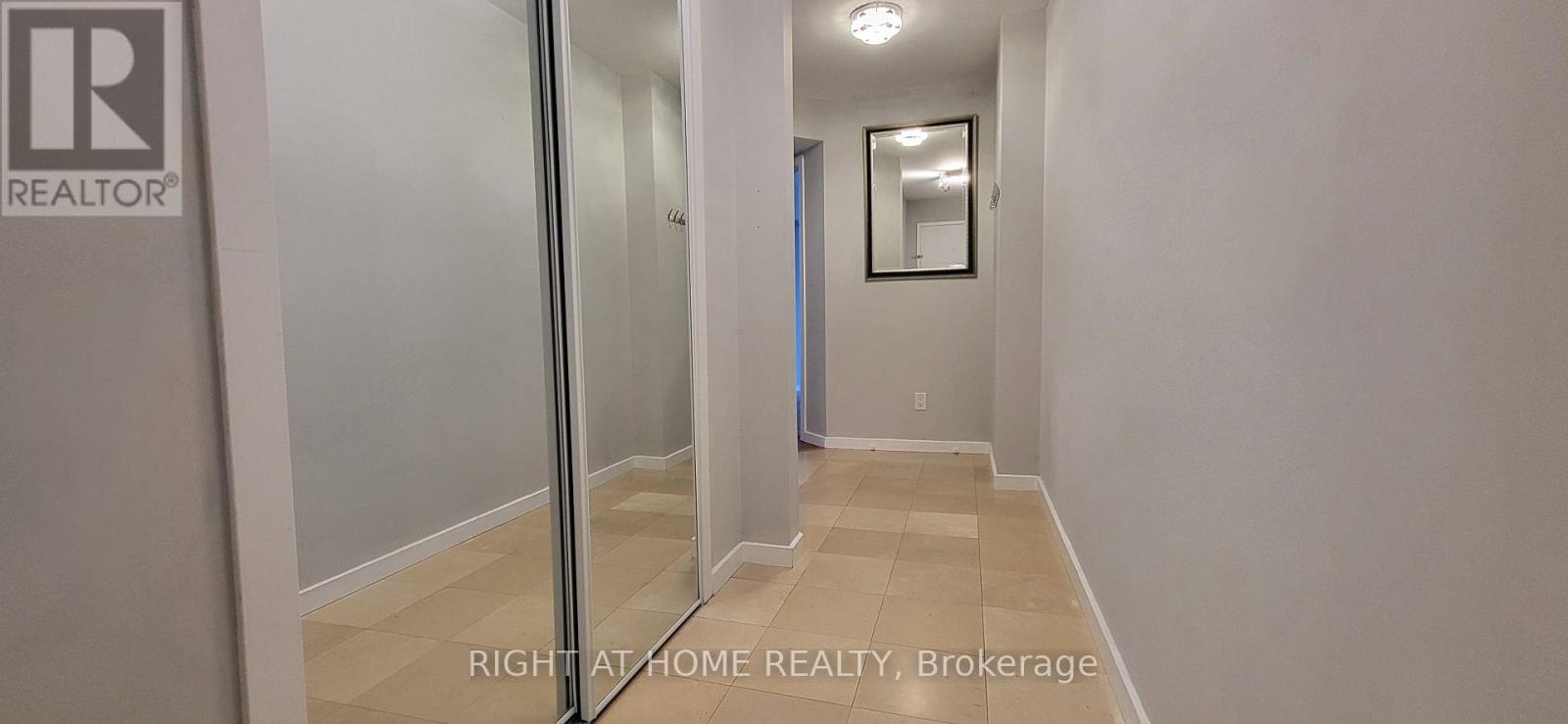 1912 - 8 YORK STREET, Toronto (Waterfront Communities), Ontario, M5J2Y2 — Photo 30