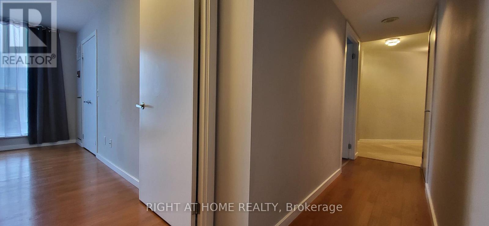 1912 - 8 YORK STREET, Toronto (Waterfront Communities), Ontario, M5J2Y2 — Photo 34