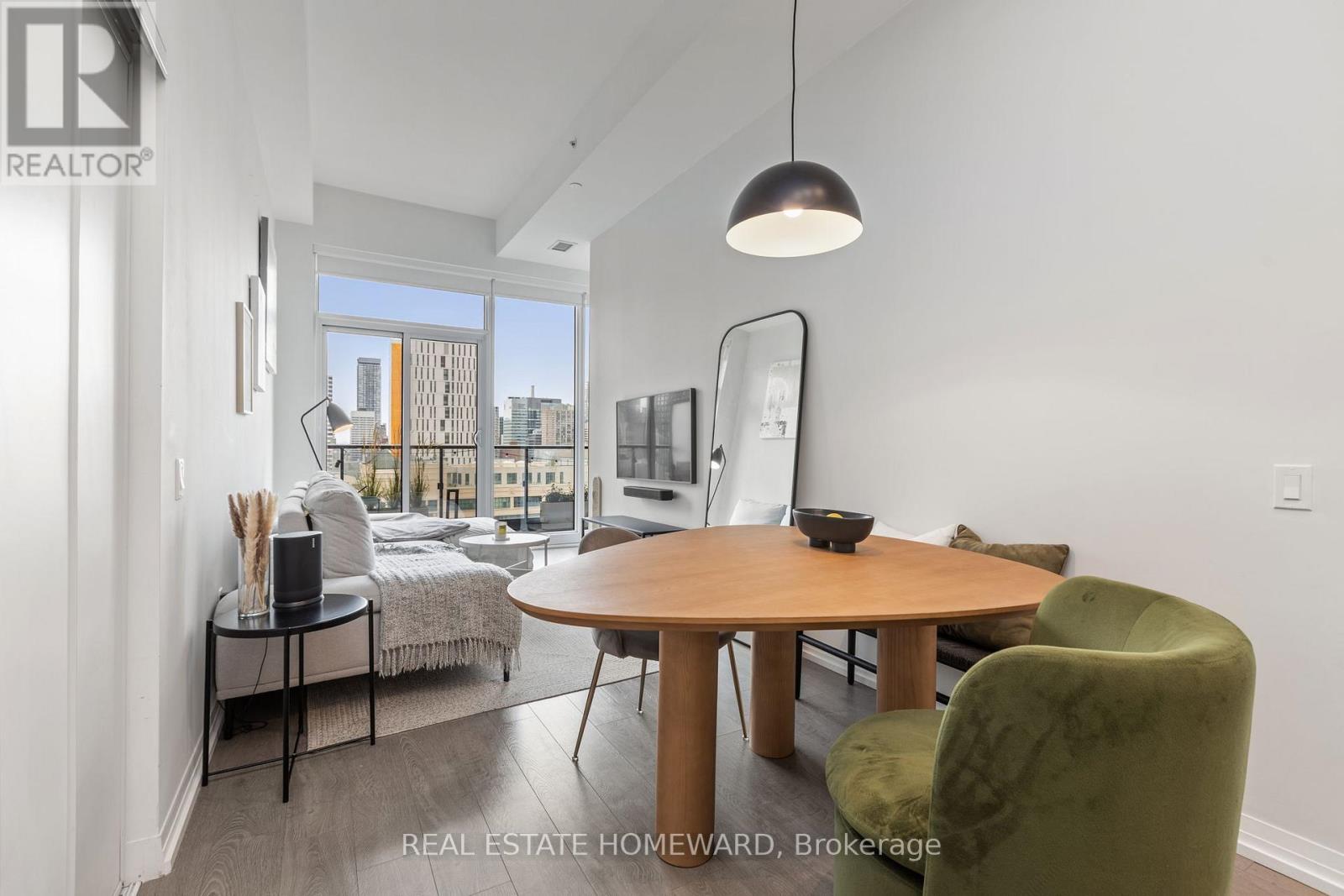 2006 - 251 JARVIS STREET, Toronto (Moss Park), Ontario, M5B0C3 — Photo 12