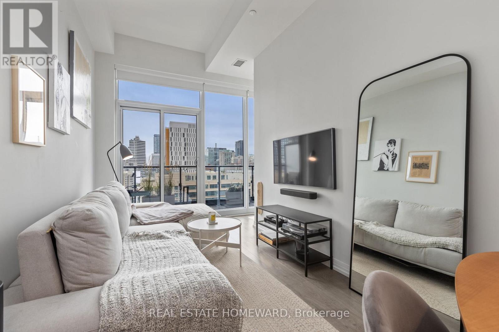 2006 - 251 JARVIS STREET, Toronto (Moss Park), Ontario, M5B0C3 — Photo 16