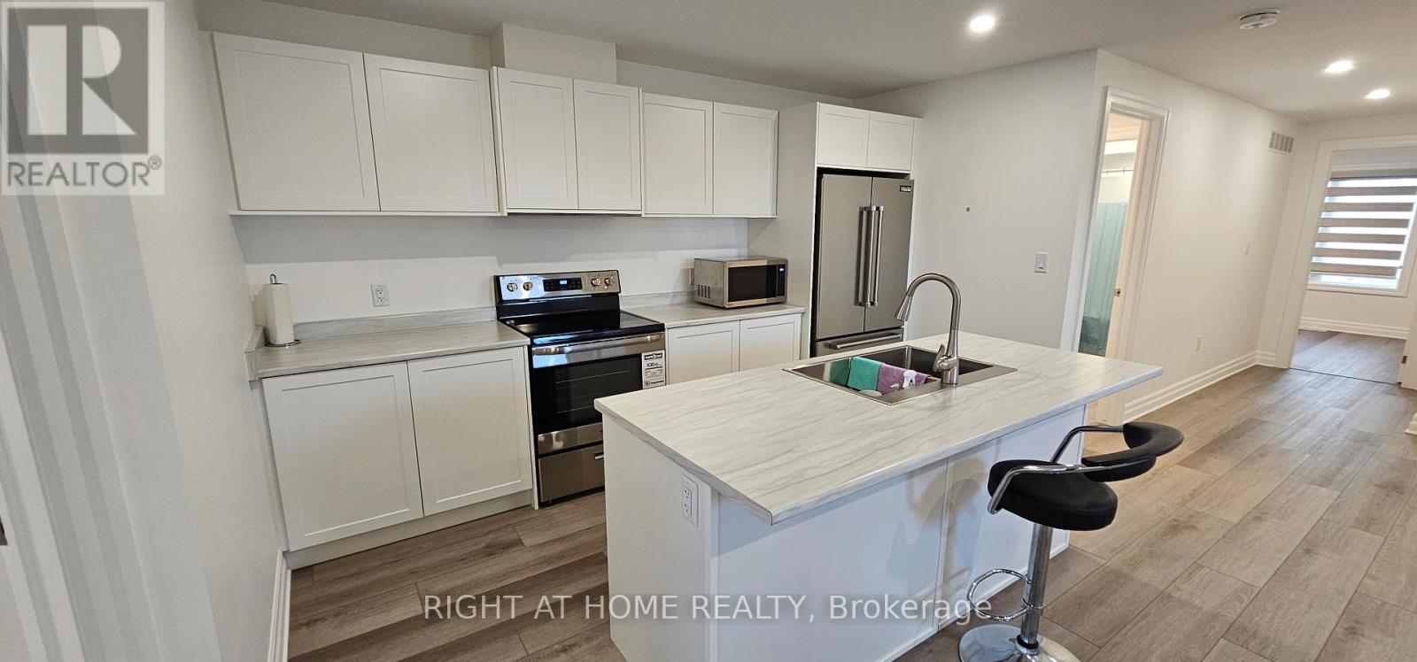 UPPER - 7499 MARVEL DRIVE, Niagara Falls (Brown), Ontario, L2H3V8 — Photo 6