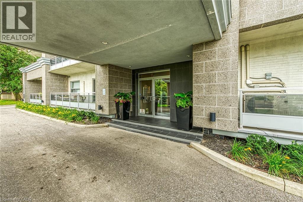 350 CONCESSION Street Unit# 302, Hamilton, Ontario, L9A1B6 — Photo 4