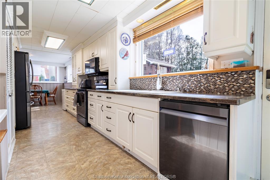 32 MAPLE STREET, Chatham, Ontario, N7L2E6 — Photo 14