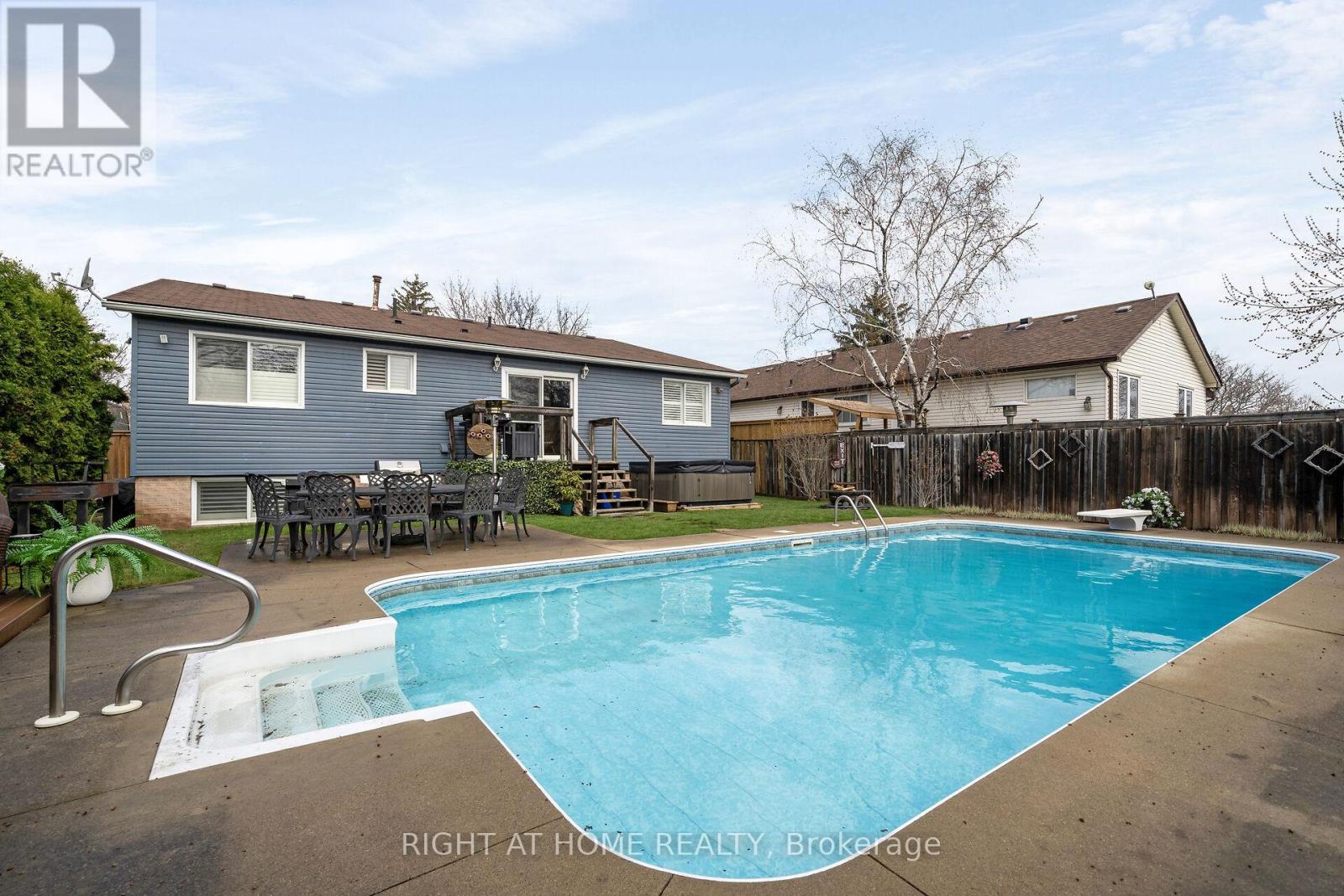 760 WILLOW AVENUE, Milton (DP Dorset Park), Ontario, L9T3E6 — Photo 42