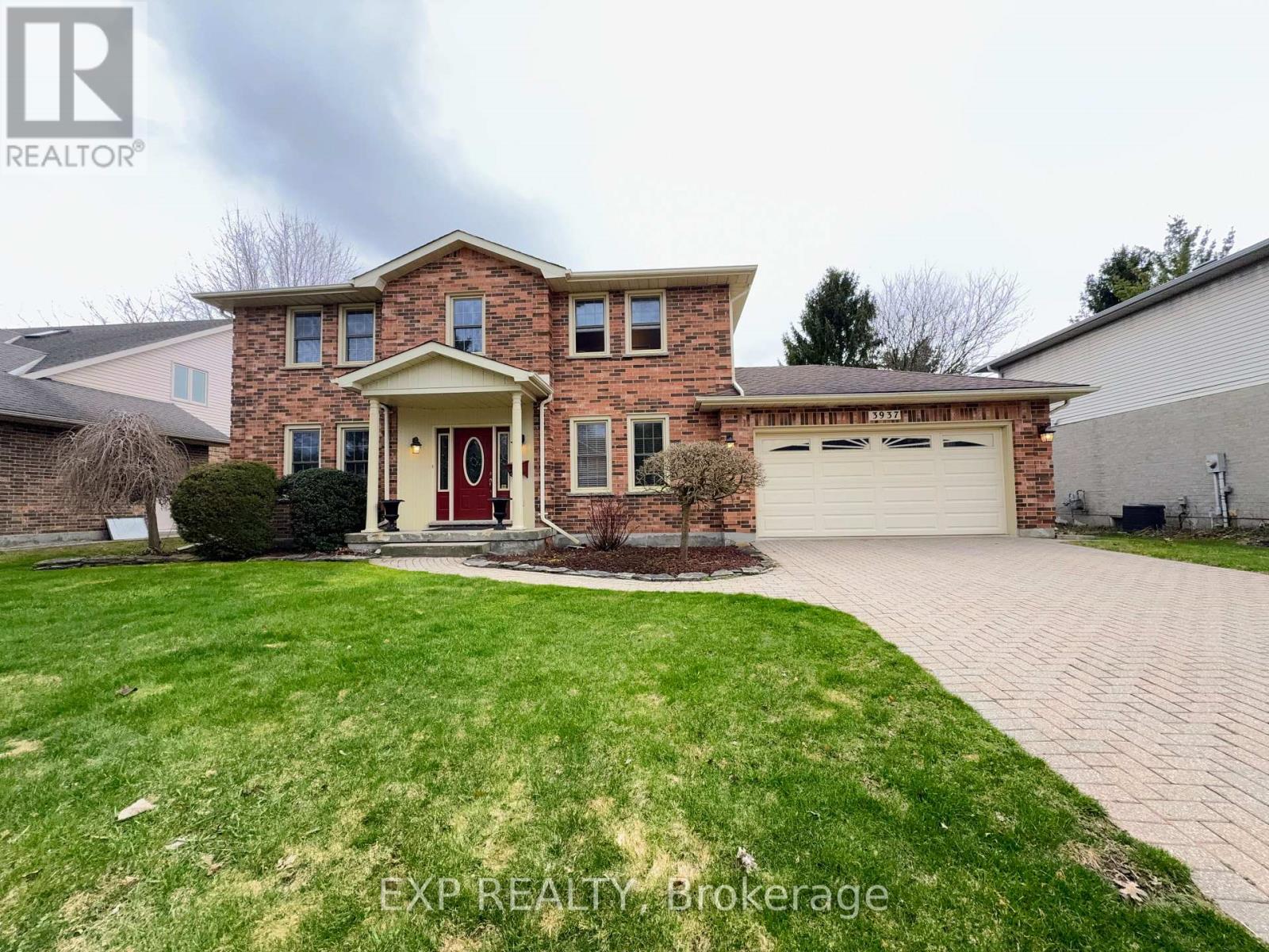 3937 MALPASS ROAD, London South (South V), Ontario, N6P1E9 — Photo 2