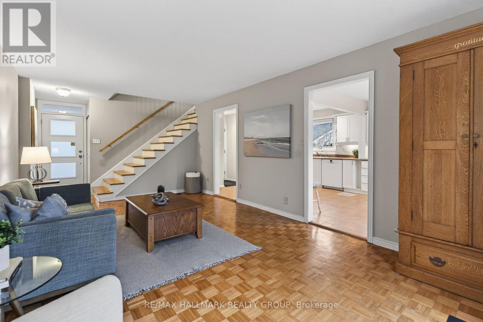 24 HOBART CRESCENT, Ottawa, Ontario, K2H5S4 — Photo 7