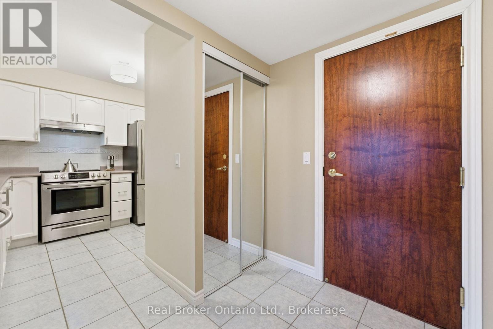 1217 - 100 BURLOAK DRIVE, Burlington (Appleby), Ontario, L7L6P6 — Photo 6