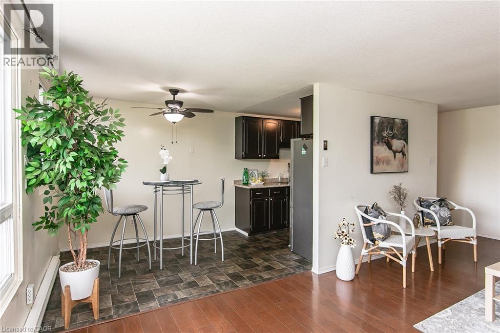 30 AVALON Place Unit# 203, Kitchener, Ontario, N2M4N6 — Photo 13