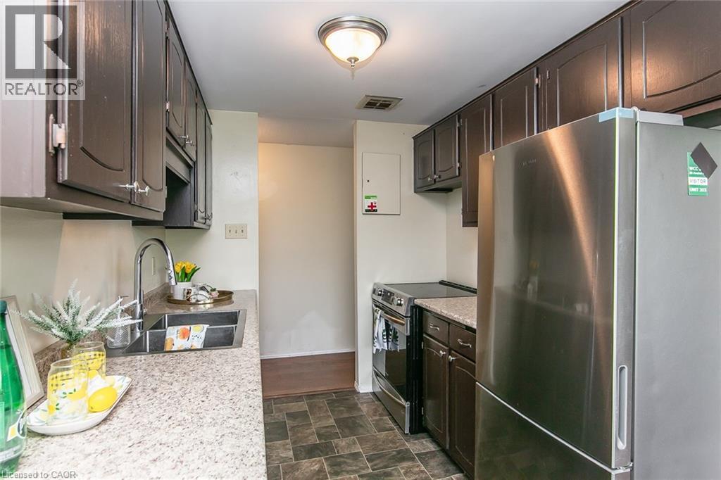 30 AVALON Place Unit# 203, Kitchener, Ontario, N2M4N6 — Photo 18