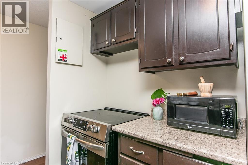 30 AVALON Place Unit# 203, Kitchener, Ontario, N2M4N6 — Photo 22
