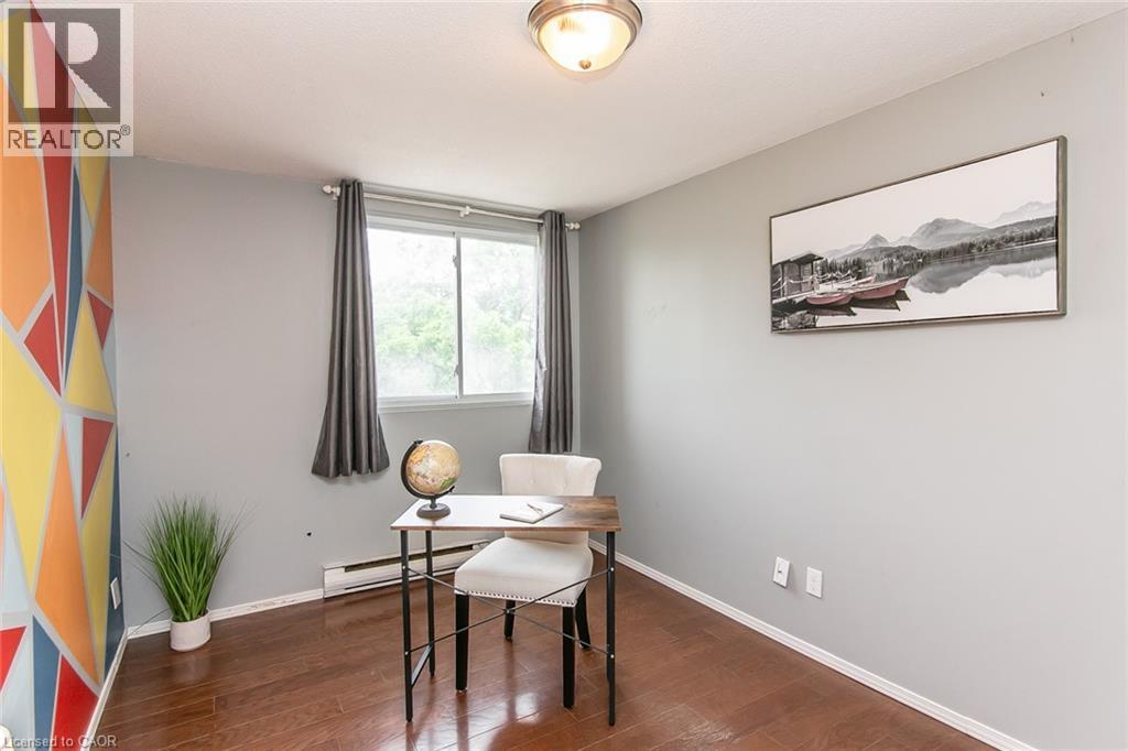 30 AVALON Place Unit# 203, Kitchener, Ontario, N2M4N6 — Photo 31