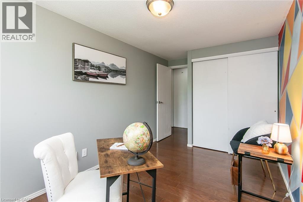 30 AVALON Place Unit# 203, Kitchener, Ontario, N2M4N6 — Photo 32